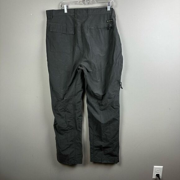 Columbia sports Omni-shield gray outdoor men’s cargo pants size 40 - Picture 13 of 13